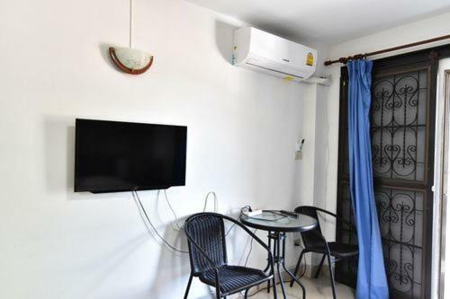 Escobar Guesthouse Jomtien pláž Exteriér fotografie